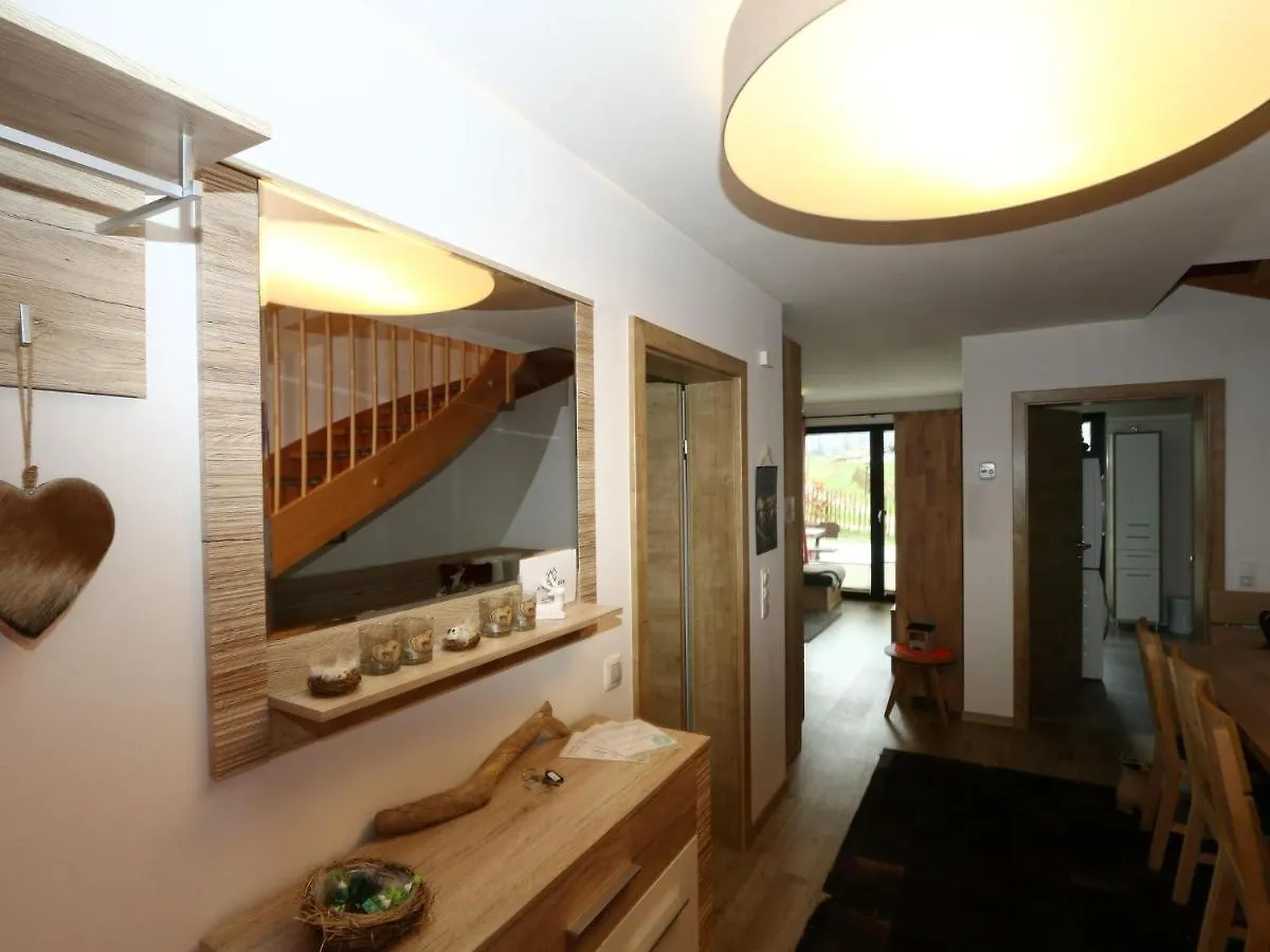 Chalet Alpenzauber With Private Pool, Inzell Germania
